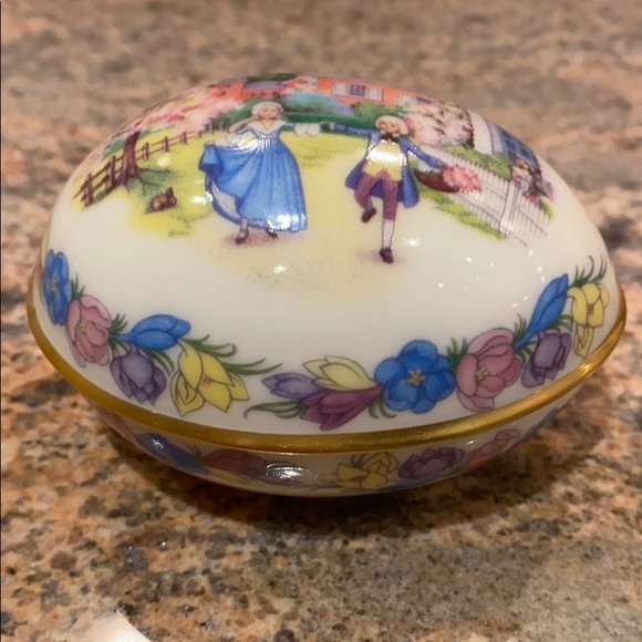 Lenox Victorian Easter Egg Trinket Boxes - 5pcs - Picture 13 of 16